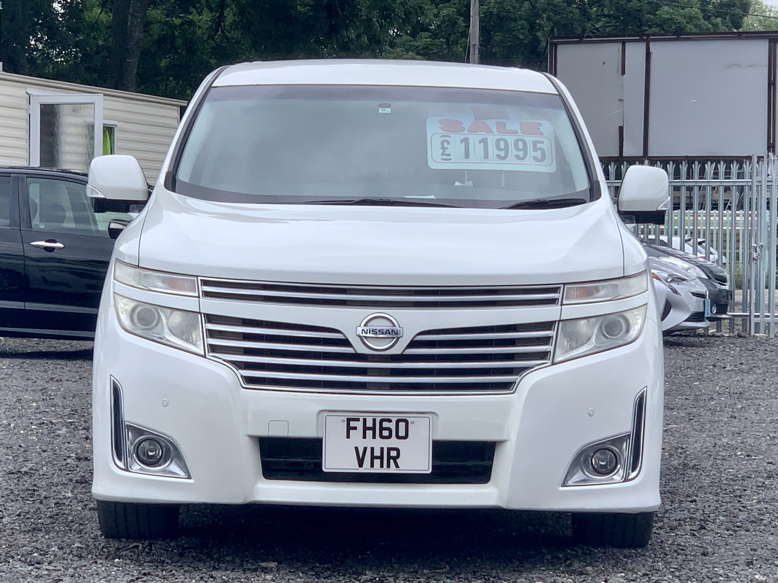 Nissan Elgrand 2×4 4×4 drive