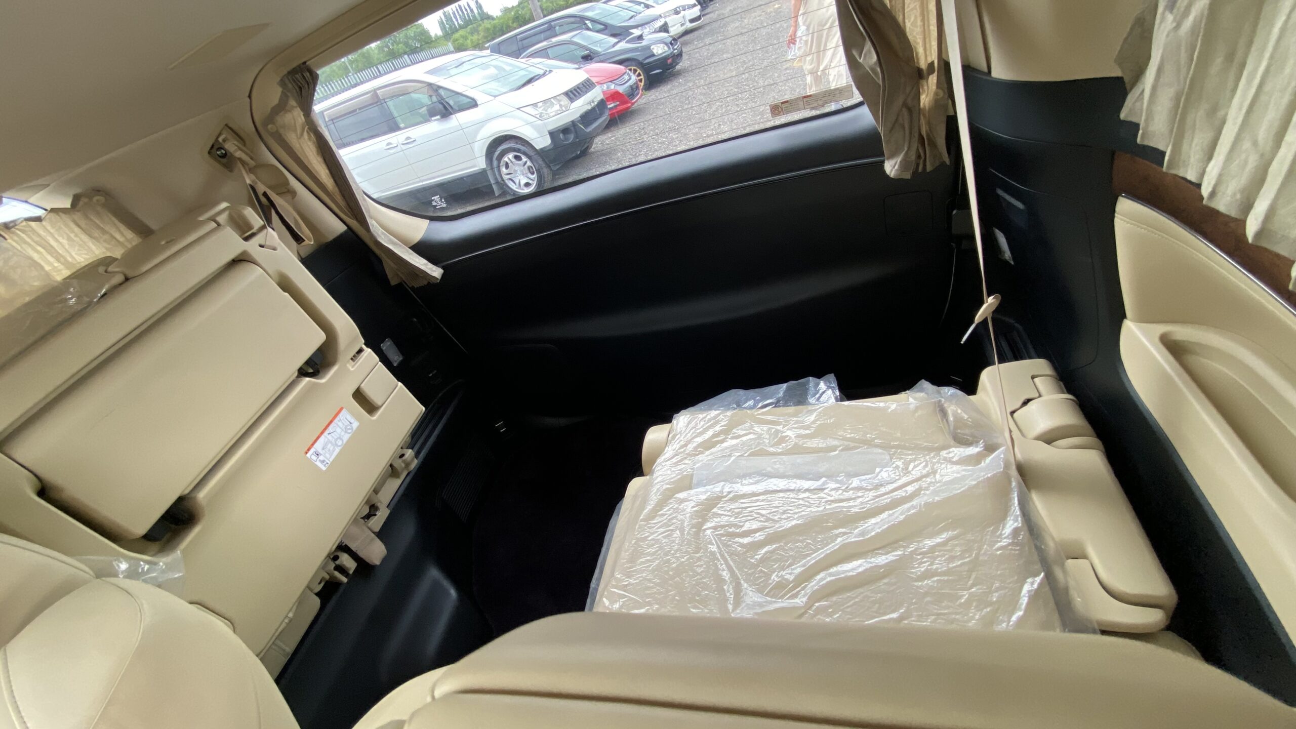 Toyota Alphard HYBRID