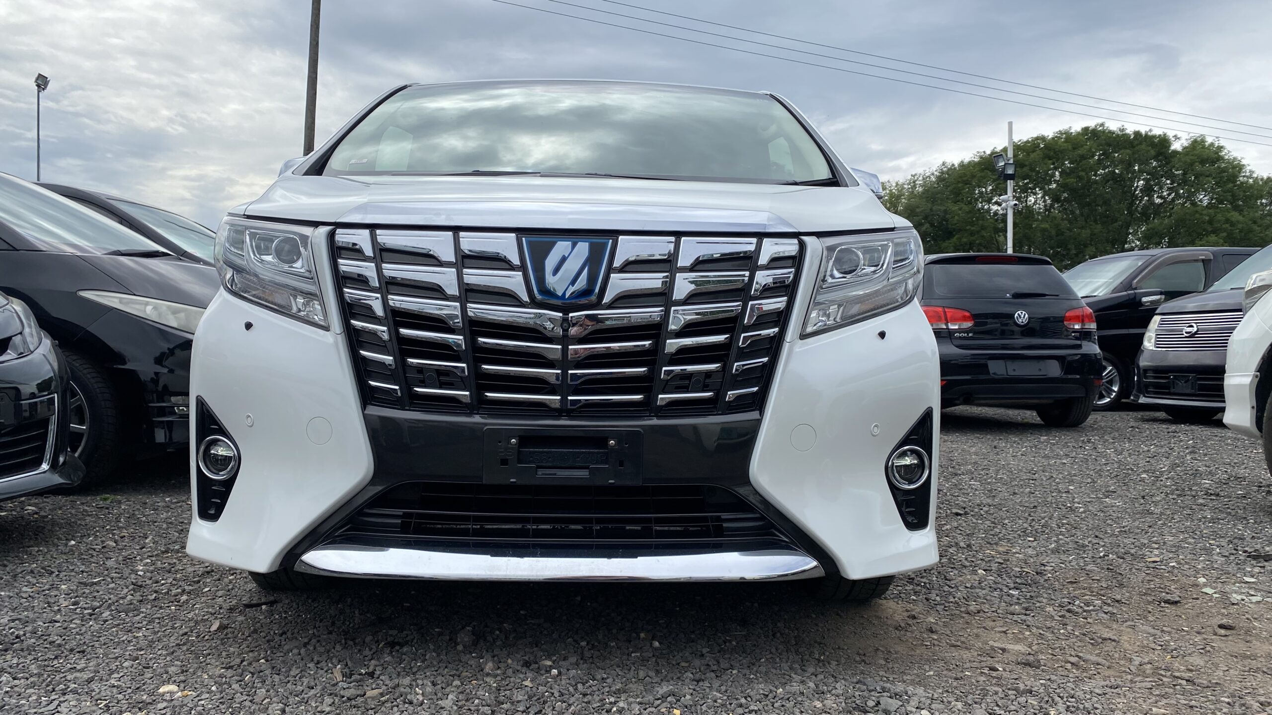 Toyota Alphard HYBRID