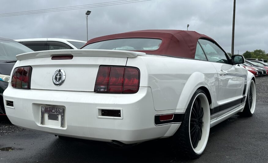 2008 Ford mustang Convertible 4.0L Petrol Automatic