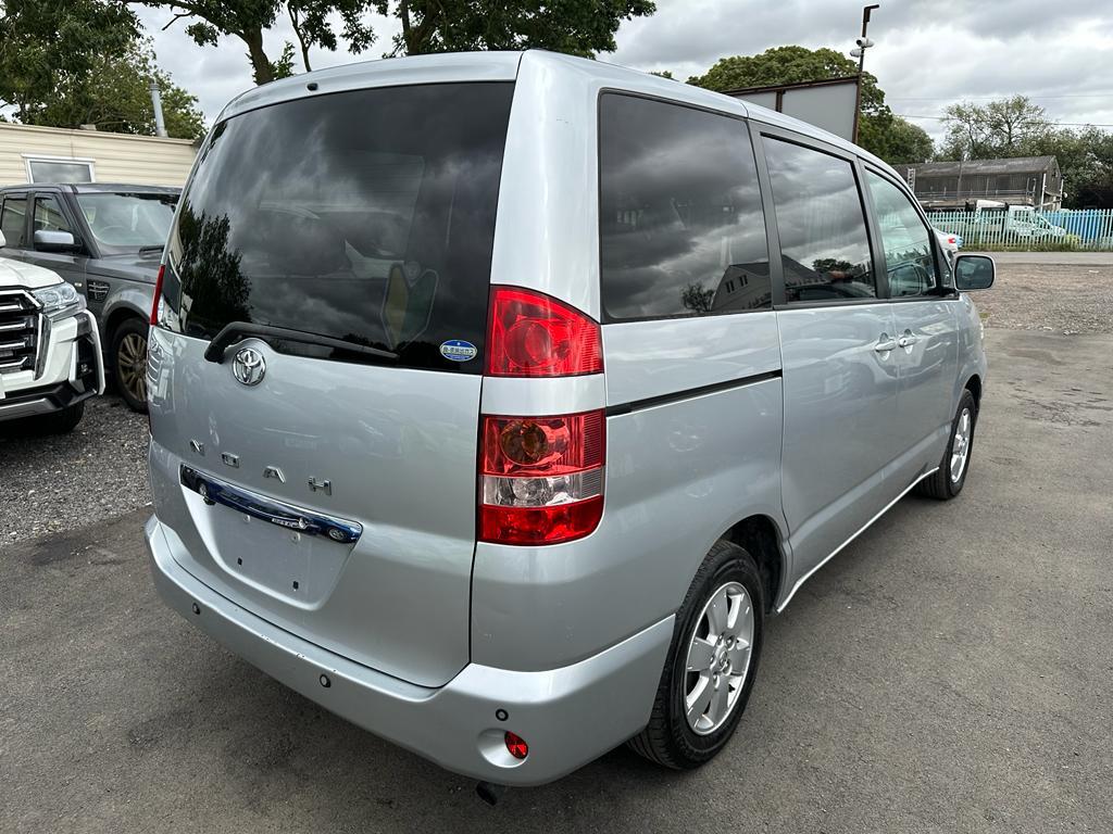 2002 Toyota Noah 2.0L Automatic MPV Disable Wheelchair Nippon Autos