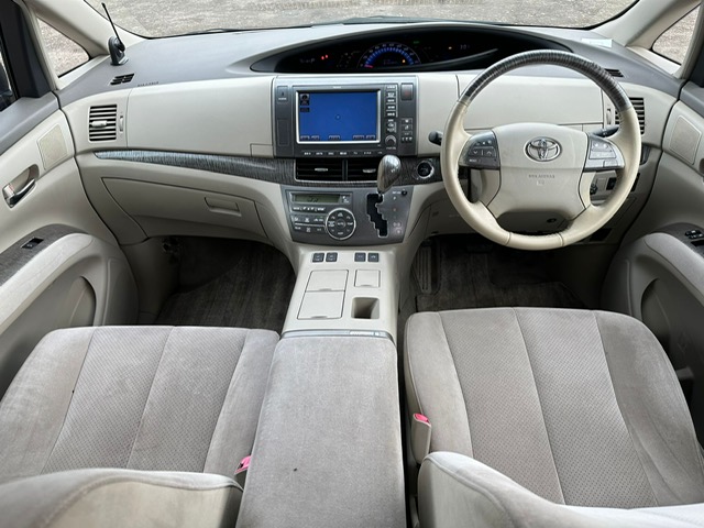 2009 Toyota Estima 2.4L Automatic Hybrid MPV