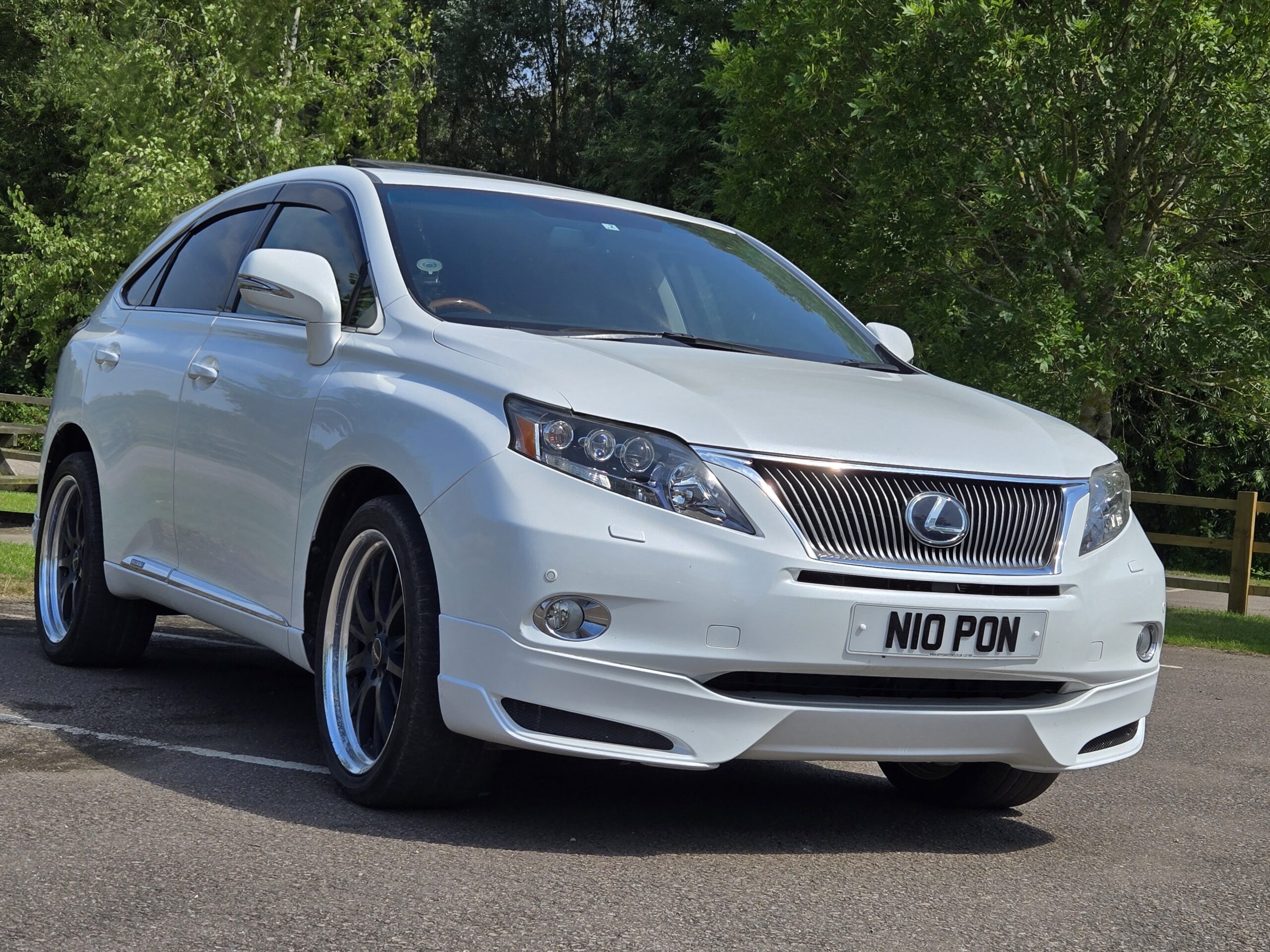 Hybrid Lexus RX450H