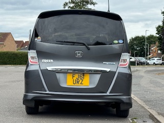 2012 Honda Freed Hybrid MPV 1.5 Auto 7 Seater Power Doors