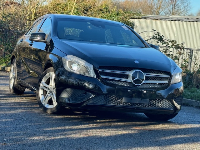 Fresh Import 2014 Mercedes-Benz A Class A180 7 Speed Automatic 1.6L SatNav/Bluetooth/Reverse Camera Blind Spot Assist