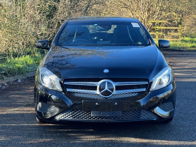 Fresh Import 2014 Mercedes-Benz A Class A180 7 Speed Automatic 1.6L SatNav/Bluetooth/Reverse Camera Blind Spot Assist