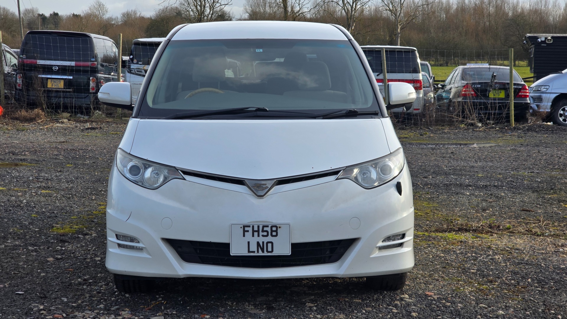 TOYOTA ESTIMA 2.4 Auto CVT