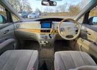 TOYOTA ESTIMA 2.4 Auto CVT