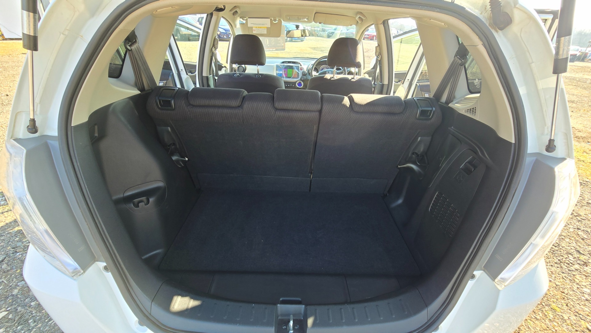 HONDA JAZZ 1.3h auto cvt ima