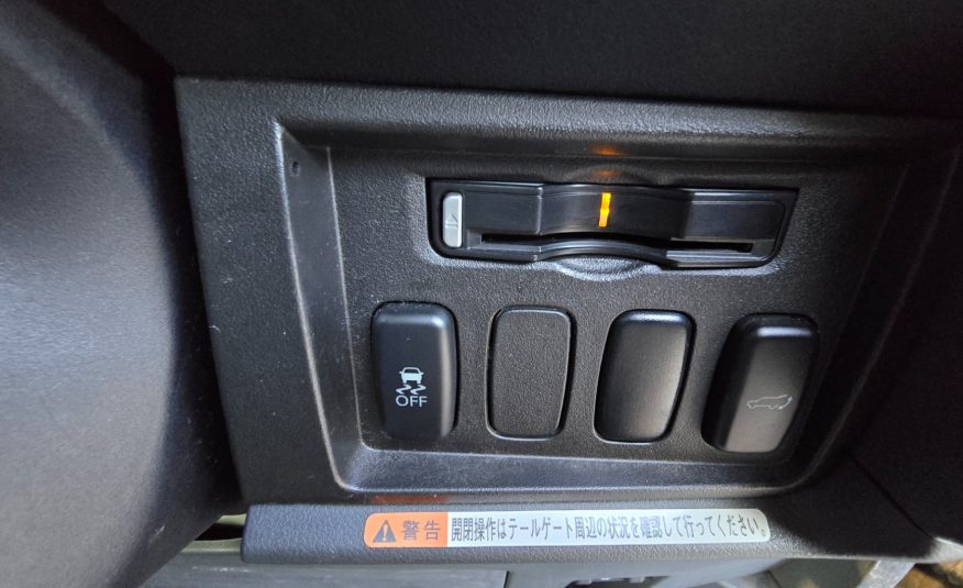 Mitsubishi Delica Mivec 2.4 Auto 8 Seater