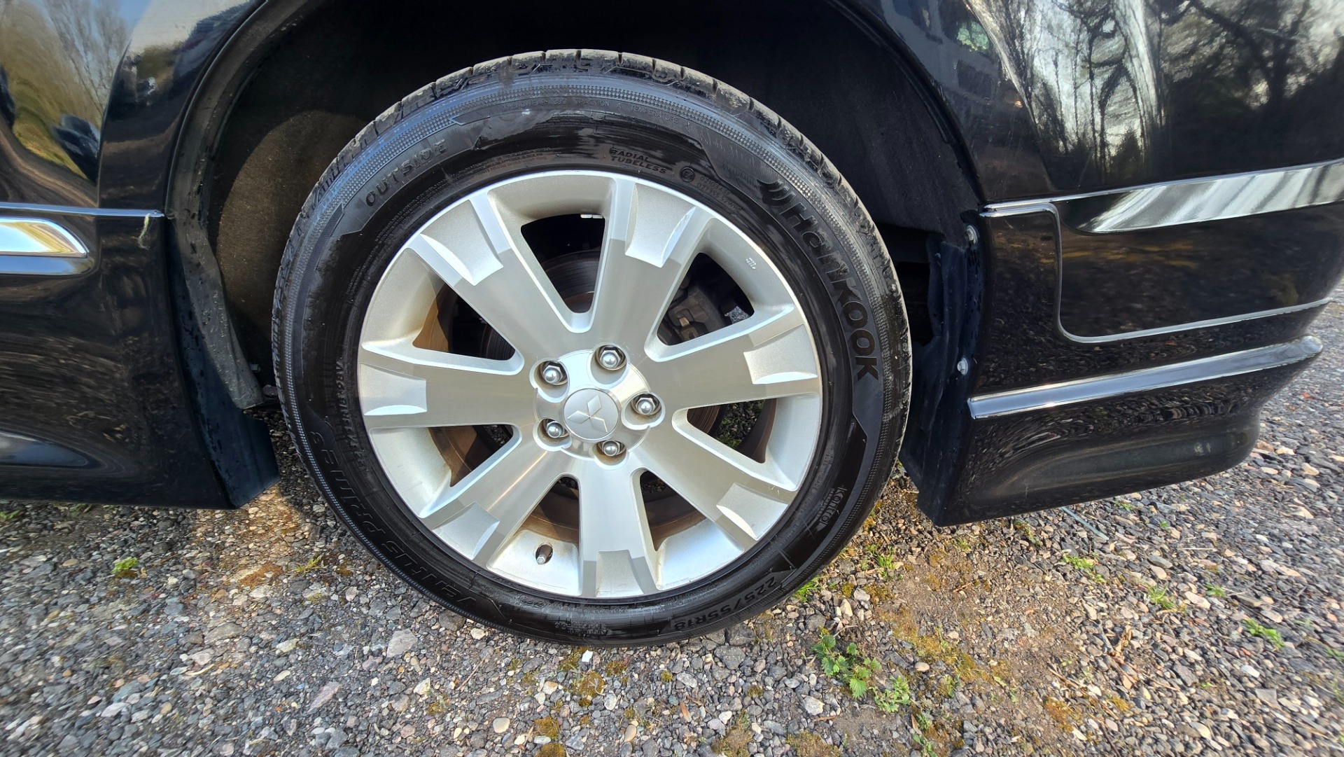 Mitsubishi Delica Mivec 2.4 Auto 8 Seater