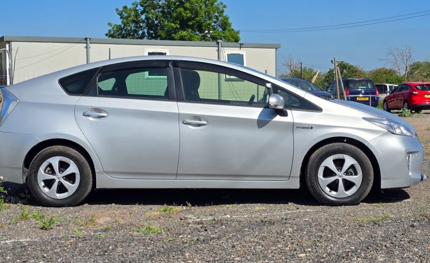 TOYOTA PRIUS 1.8h T Spirit