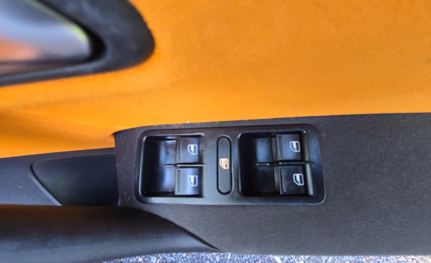 VOLKSWAGEN POLO 1.2 Auto TSI