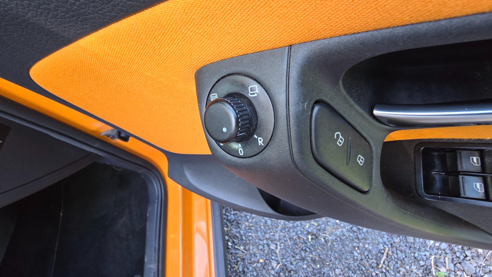 VOLKSWAGEN POLO 1.2 Auto TSI