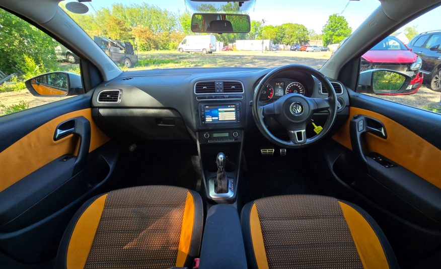 VOLKSWAGEN POLO 1.2 Auto TSI