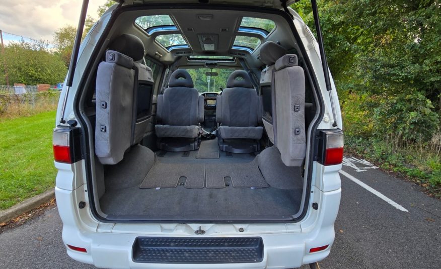 MITSUBISHI L400 ACTIVE FIELD EDITION Space Gear Crystal Light Roof