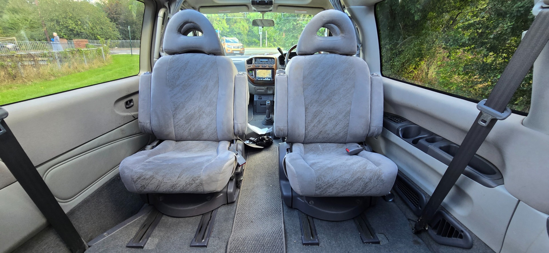 MITSUBISHI L400 ACTIVE FIELD EDITION Space Gear Crystal Light Roof