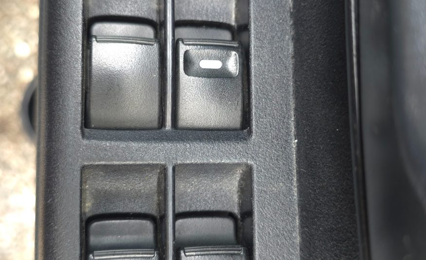 MITSUBISHI DELICA D5 2.0 Auto 8 Seater