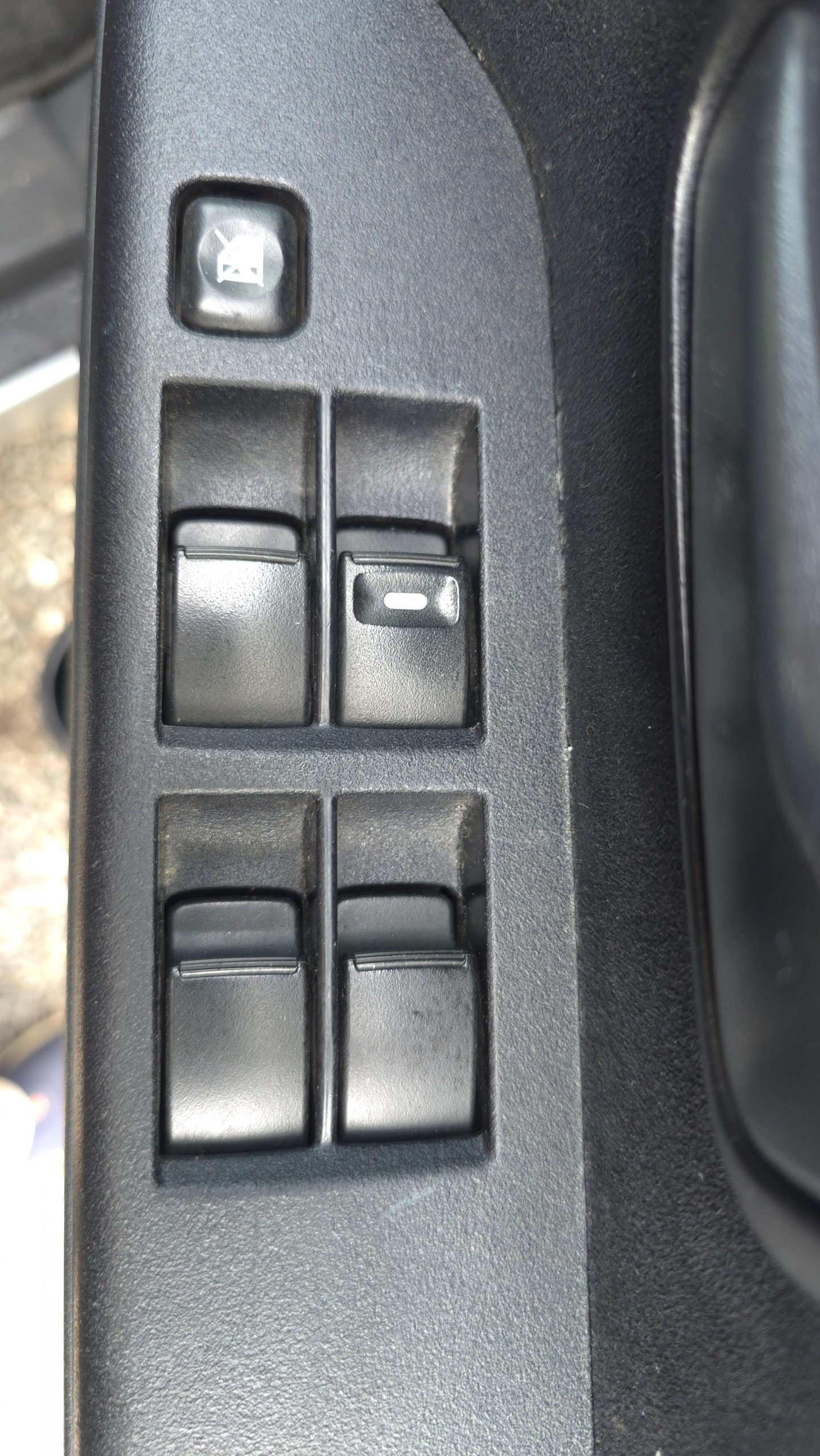 MITSUBISHI DELICA D5 2.0 Auto 8 Seater