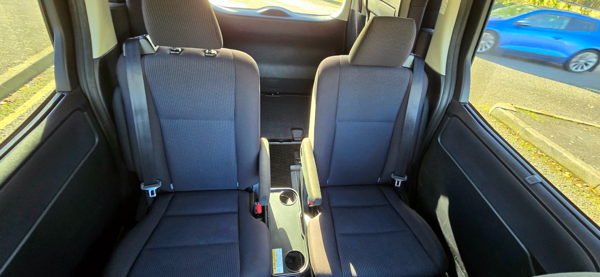 TOYOTA VOXY 1.8h Auto 7 Seater Hybrid