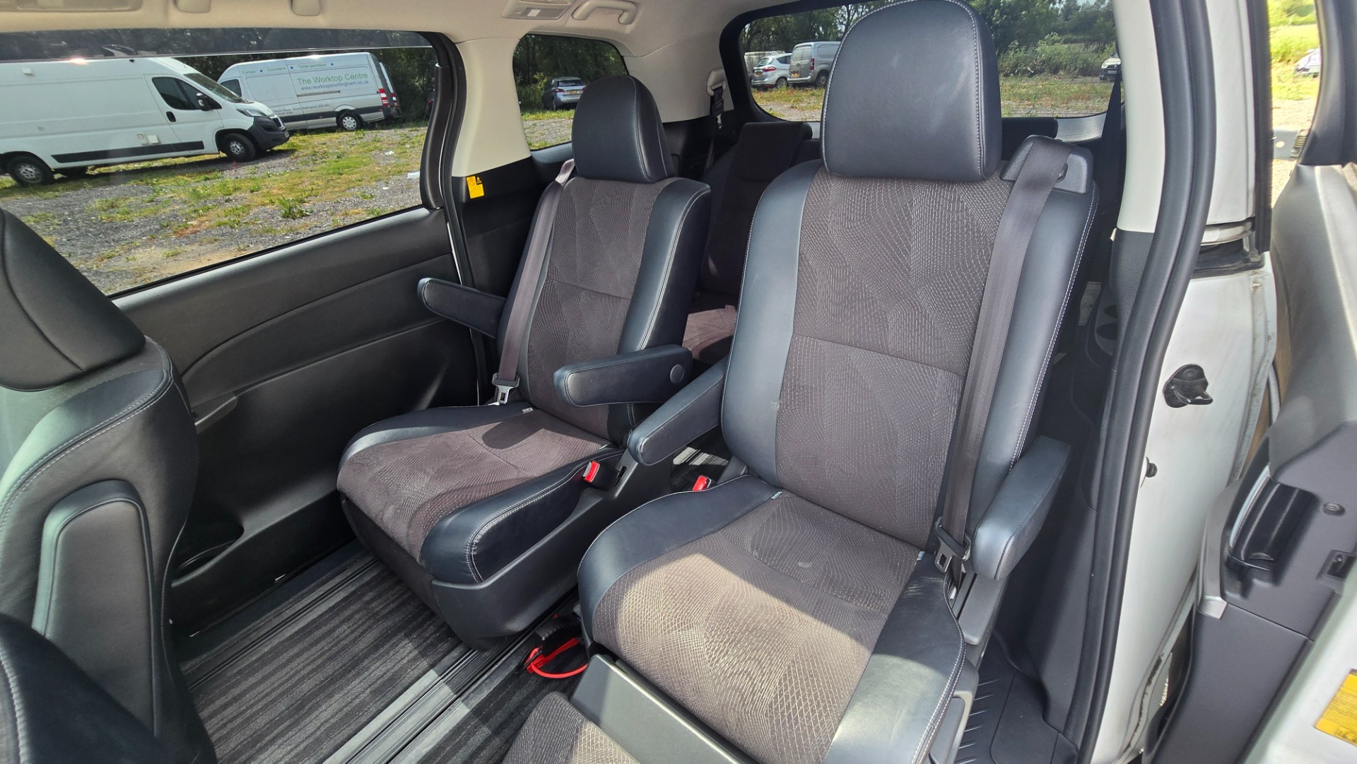 TOYOTA ESTIMA AERAS A 2.4 Aeras G
