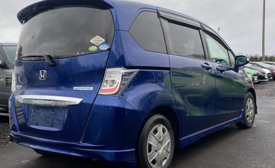 HONDA FREED Hybrid 1.5 Auto 7seats Ulez power doors