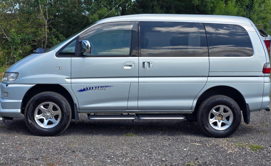 MITSUBISHI DELICA spacegear chamonix L400