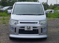 MITSUBISHI DELICA D5 2.0 Auto 8 Seater
