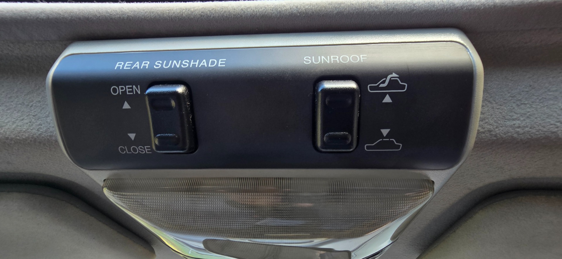 MITSUBISHI L400 ACTIVE FIELD EDITION Space Gear Crystal Light Roof