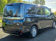 TOYOTA VOXY 1.8h Auto 7 Seater Hybrid