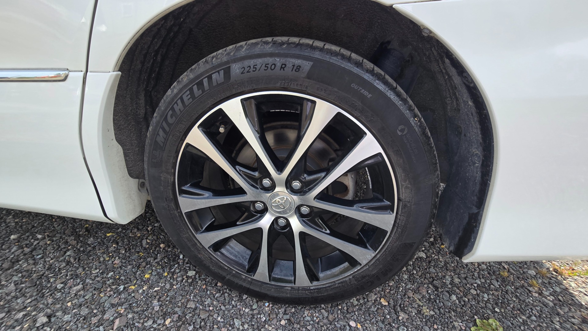TOYOTA ESTIMA AERAS A 2.4 Aeras G
