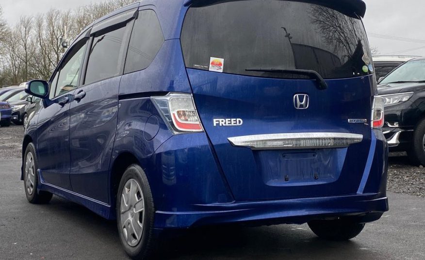 HONDA FREED Hybrid 1.5 Auto 7seats Ulez power doors