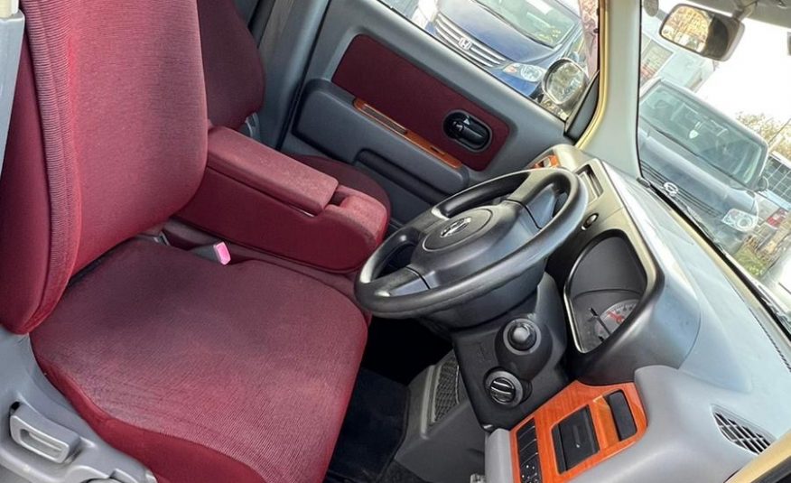 NISSAN CUBE3 CUBIC 15 Auto 7 Seater MPV