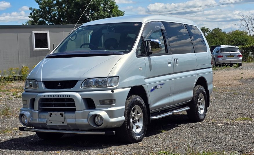 MITSUBISHI DELICA spacegear chamonix L400