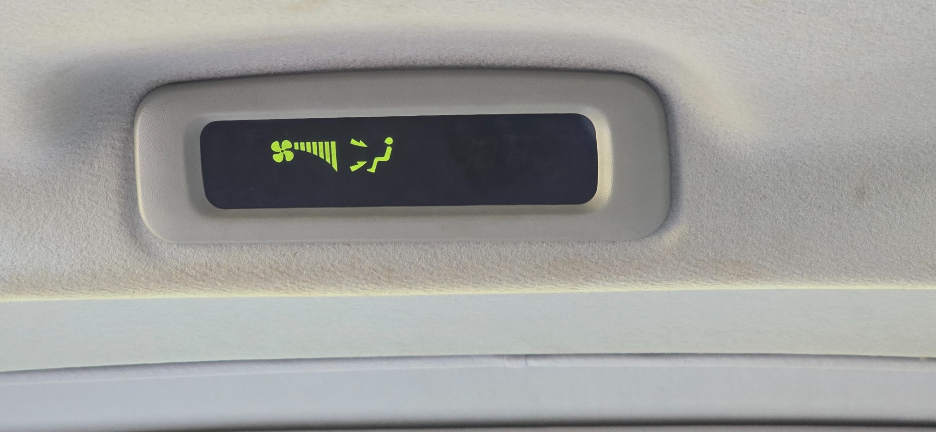 MITSUBISHI L400 ACTIVE FIELD EDITION Space Gear Crystal Light Roof