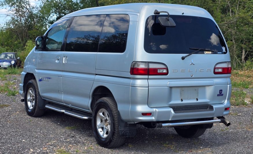 MITSUBISHI DELICA spacegear chamonix L400
