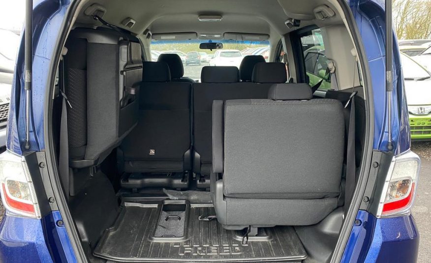 HONDA FREED Hybrid 1.5 Auto 7seats Ulez power doors