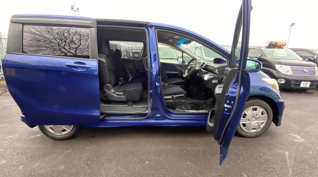 HONDA FREED Hybrid 1.5 Auto 7seats Ulez power doors