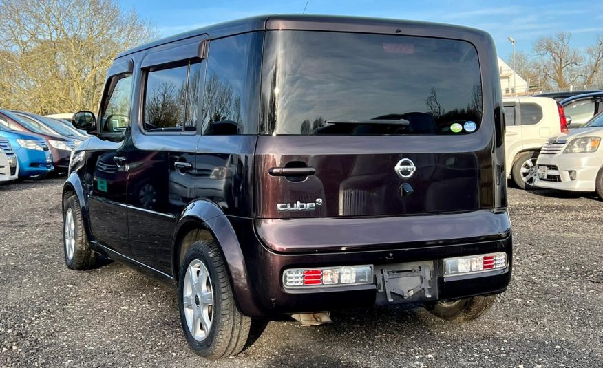 NISSAN CUBE3 CUBIC 15 Auto 7 Seater MPV