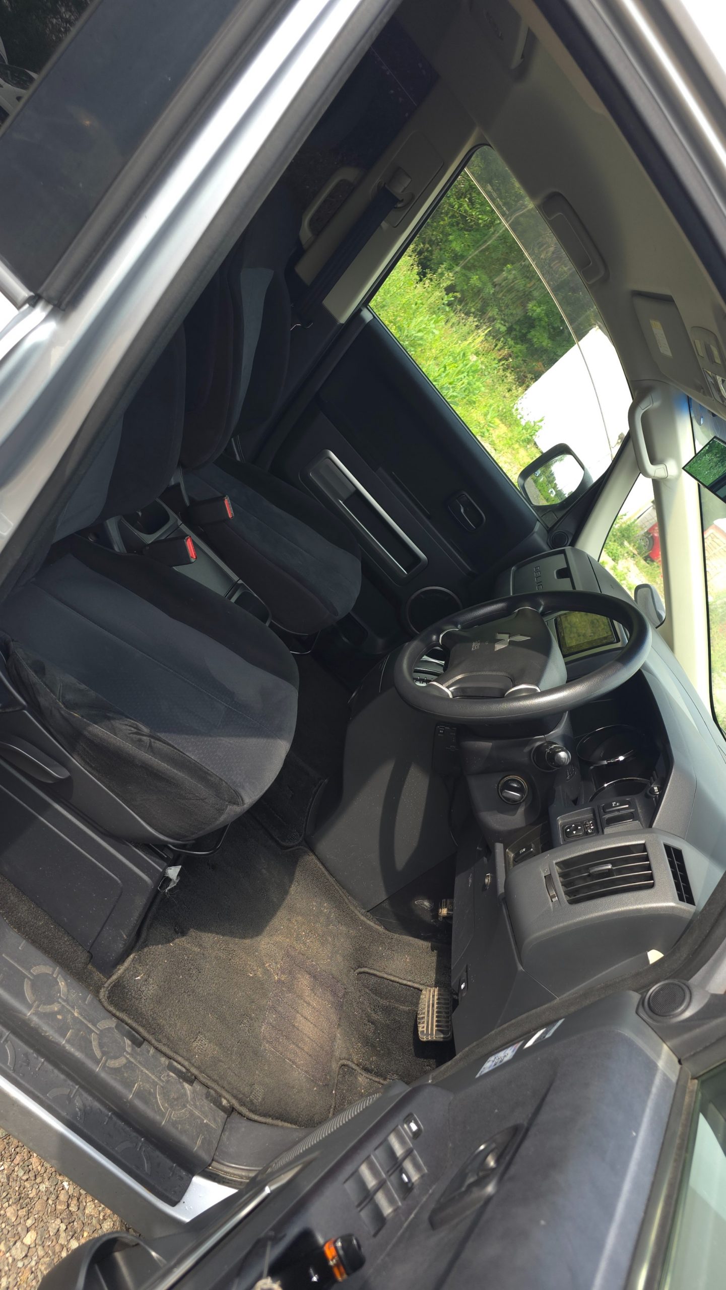 MITSUBISHI DELICA D5 2.0 Auto 8 Seater