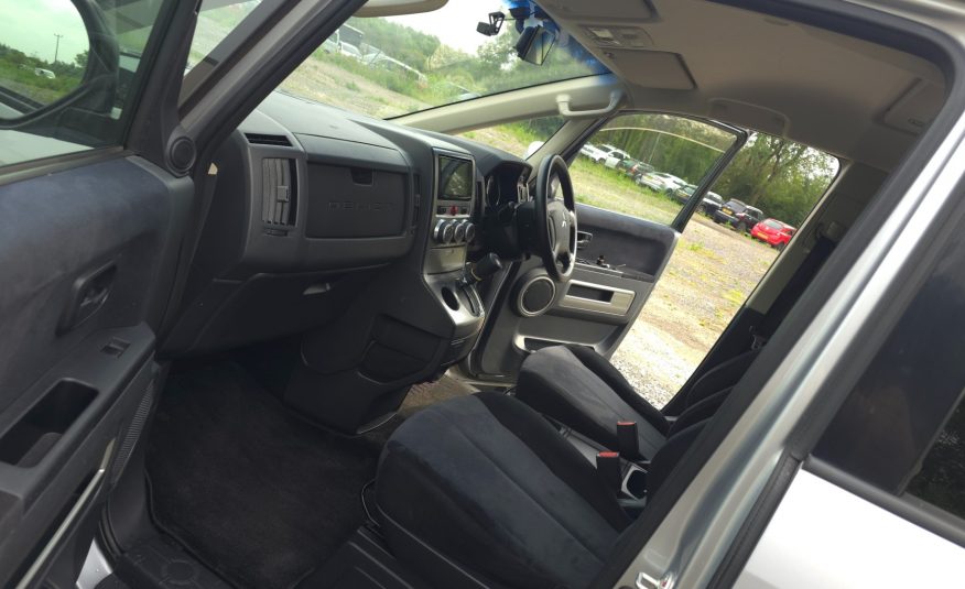 MITSUBISHI DELICA D5 2.0 Auto 8 Seater