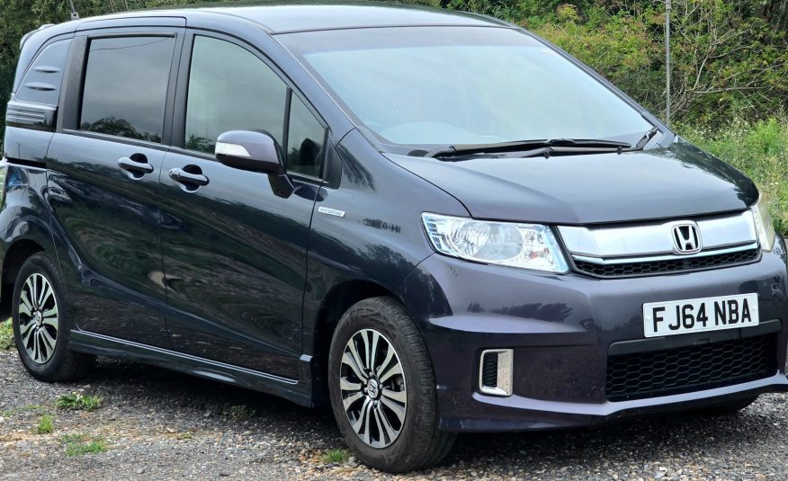 HONDA FREED SPIKE HYBRID 1.5 Auto 5 Seater MPV