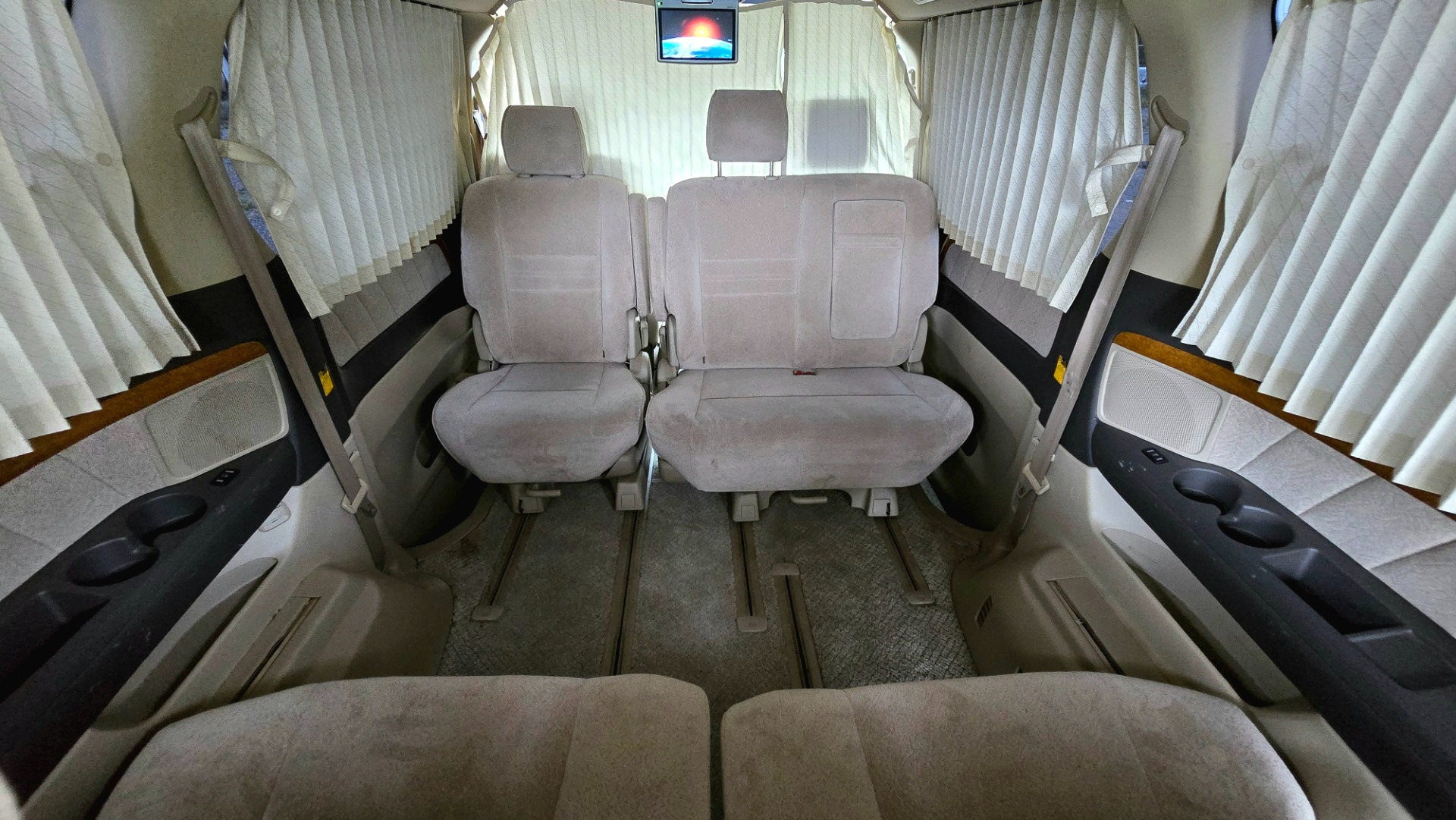 TOYOTA ALPHARD 3.0 Auto V6 8 Seater MPV