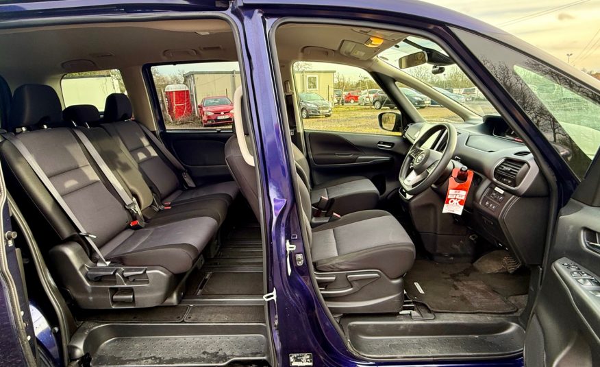 NISSAN SERENA 2.0h Auto 8 Seater Hybrid