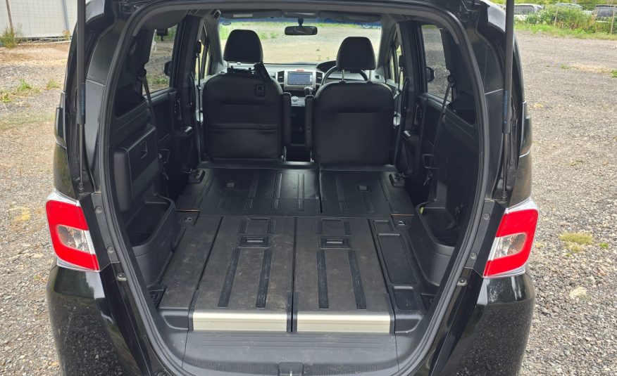 HONDA FREED SPIKE HYBRID 1.5 Auto 5 Seater MPV