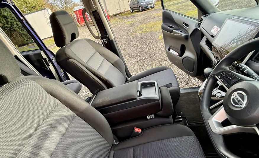NISSAN SERENA 2.0h Auto 8 Seater Hybrid
