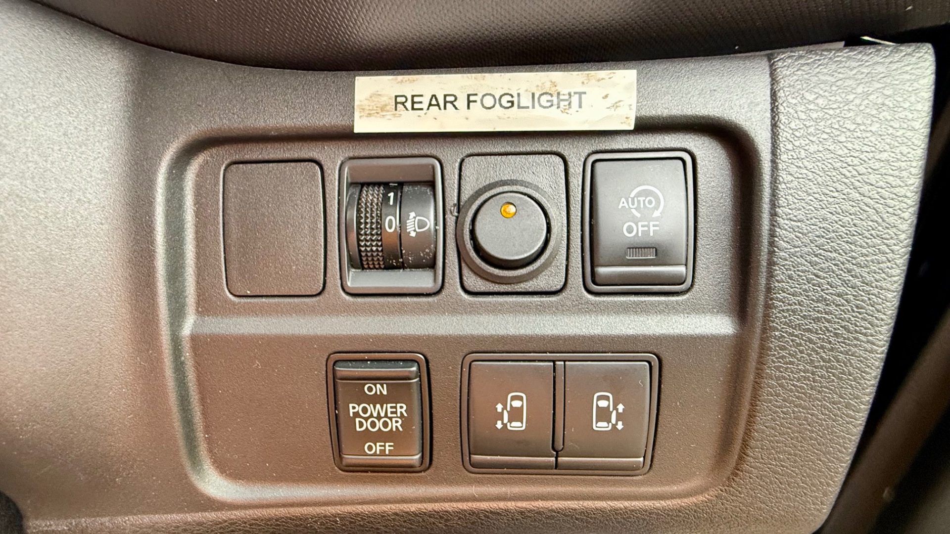 NISSAN SERENA 2.0h Auto 8 Seater Hybrid