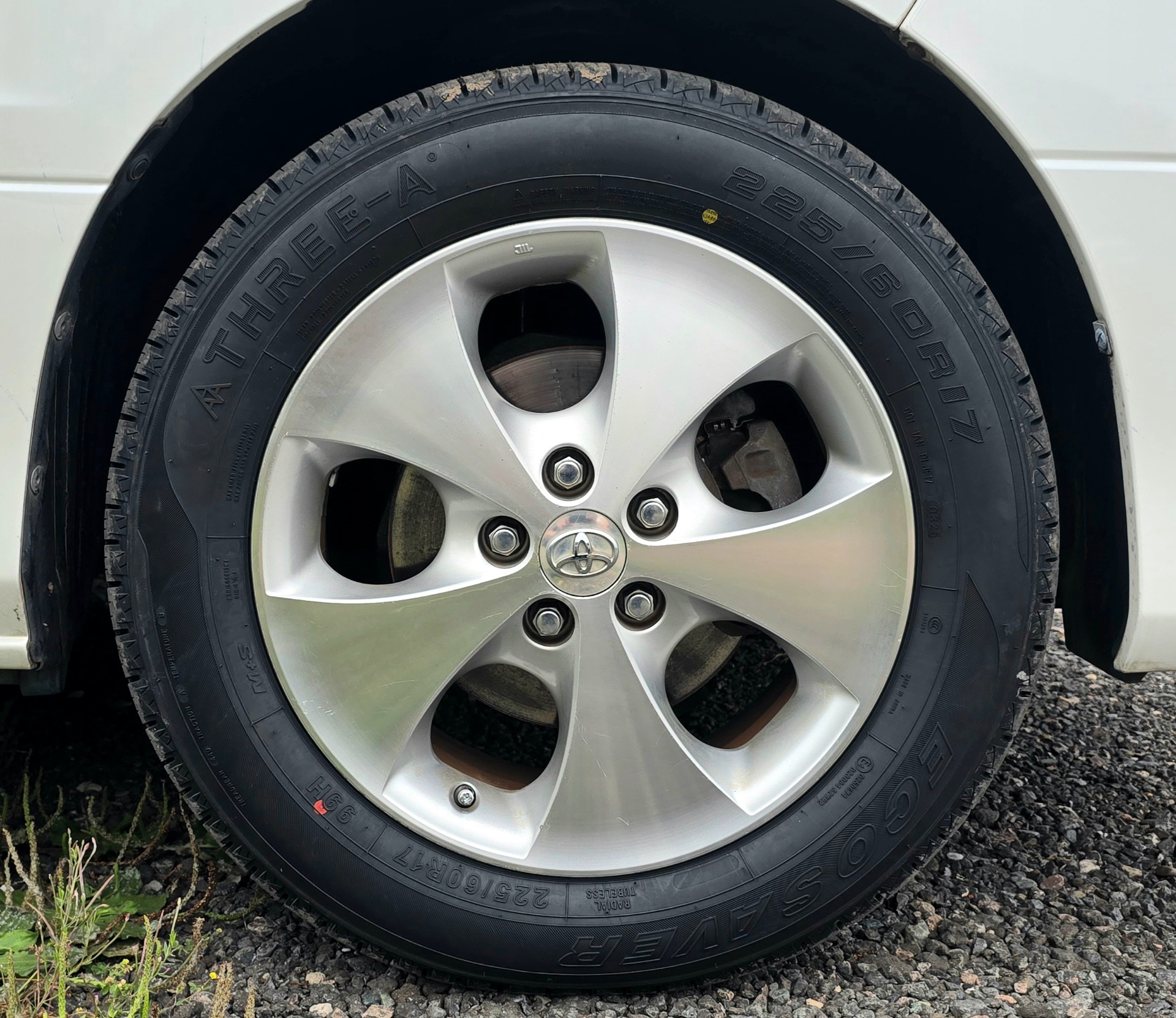 TOYOTA ALPHARD 3.0 Auto V6 8 Seater MPV