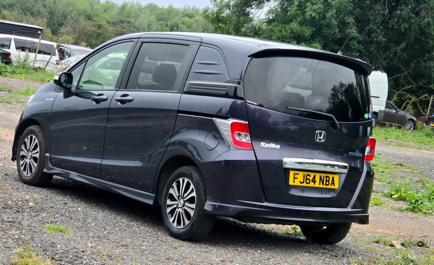 HONDA FREED SPIKE HYBRID 1.5 Auto 5 Seater MPV