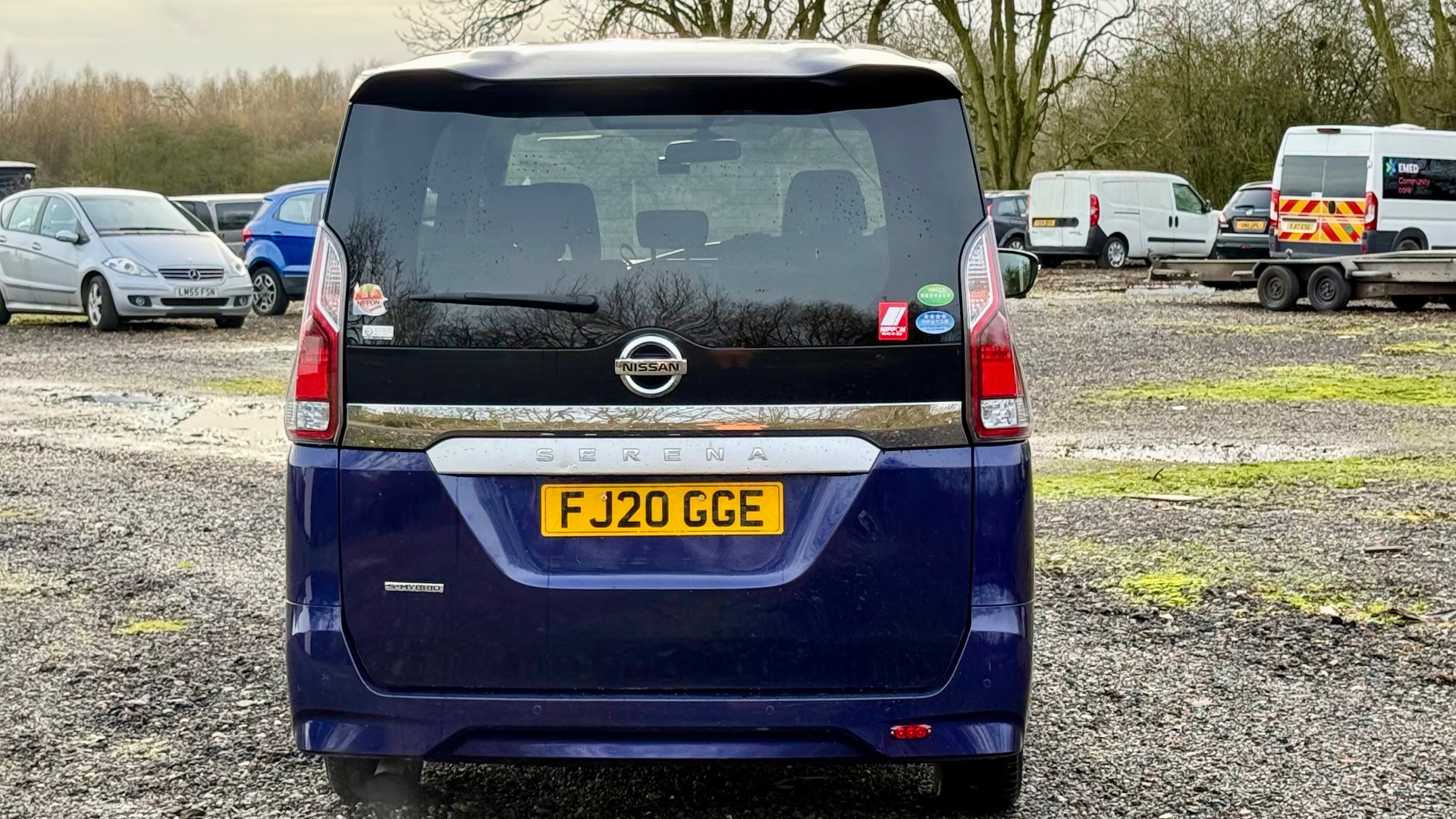 NISSAN SERENA 2.0h Auto 8 Seater Hybrid